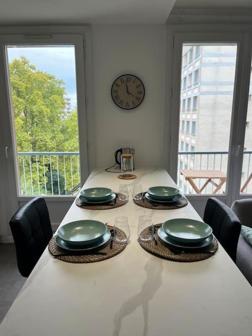 Chambre Privee Dans Un Appartement Partage Villeurbanne Extérieur photo